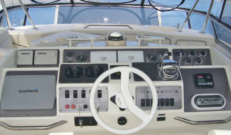 
								SEA RAY FLYBRIDGE 550 full									