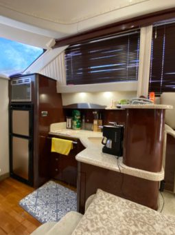 
										SEA RAY SEDAN BRIDGE 44 full									