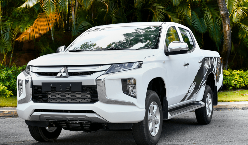 
								Mitsubishi L200 Diesel full									