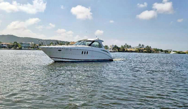 
								CRUISERS YACHTS SPORT COUPE 39 full									