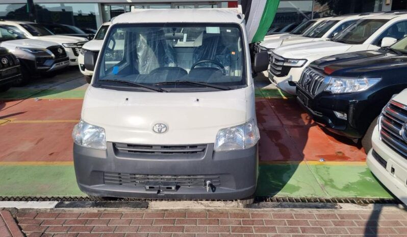 
								Toyota Lite Ace Pick Up full									