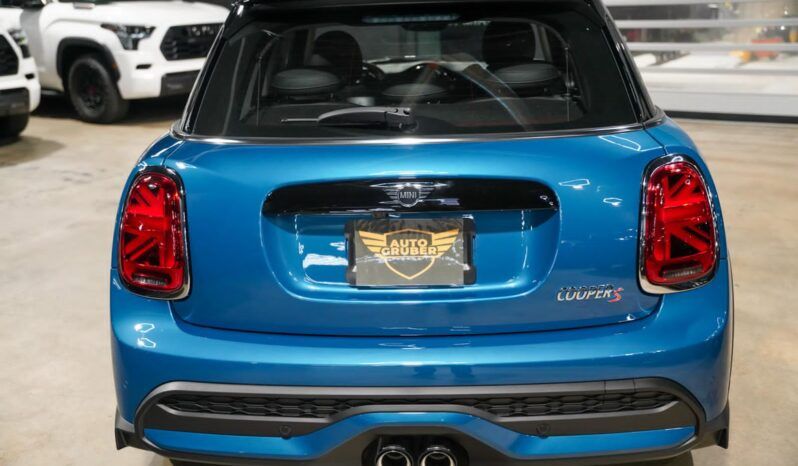 
								Mini Cooper S full									