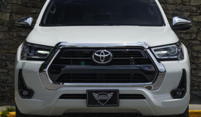 
								Toyota Hilux full									